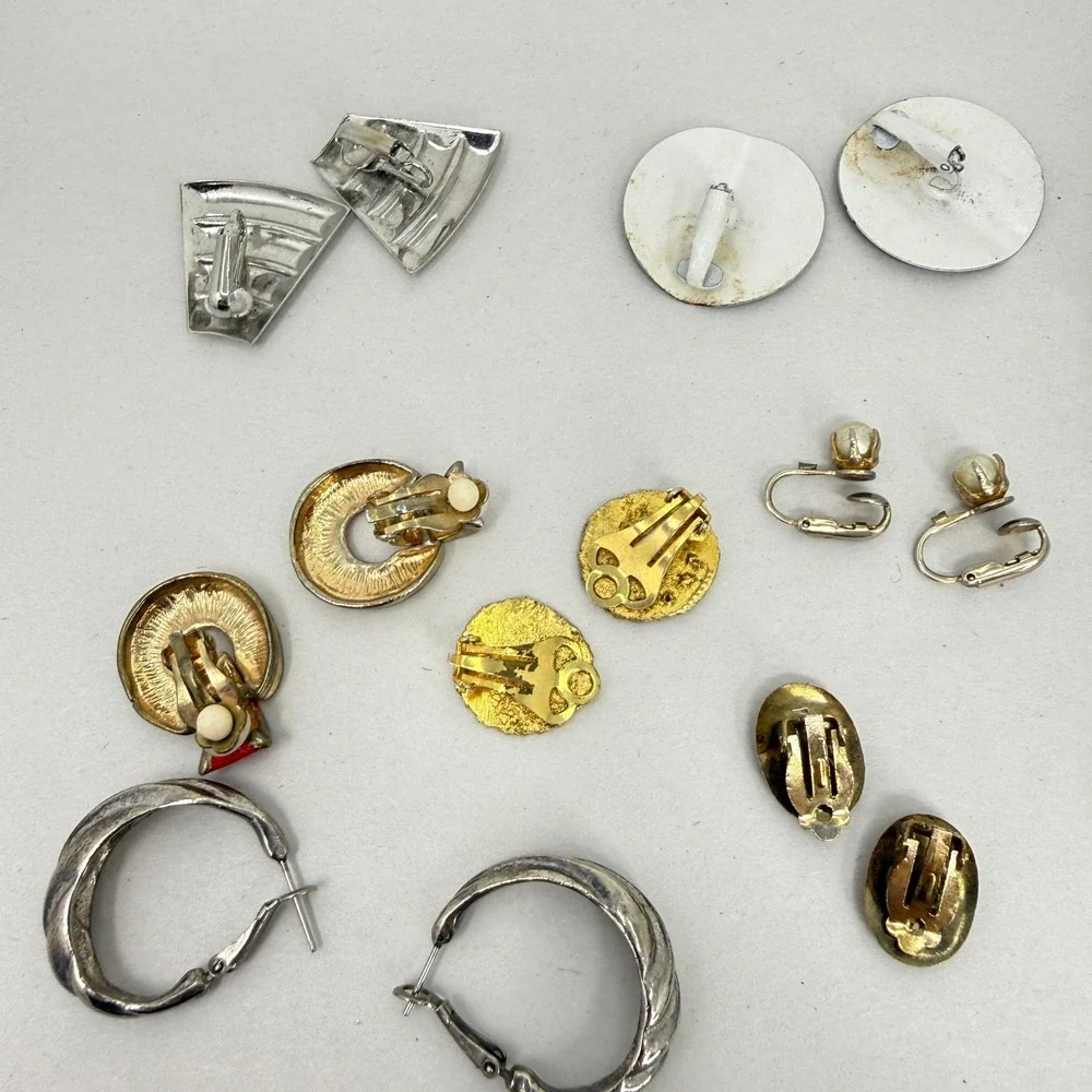 Vintage Earring‎ Lot 14 Pairs Clip On Napier Silver Tone Red Enamel Faux Pearl